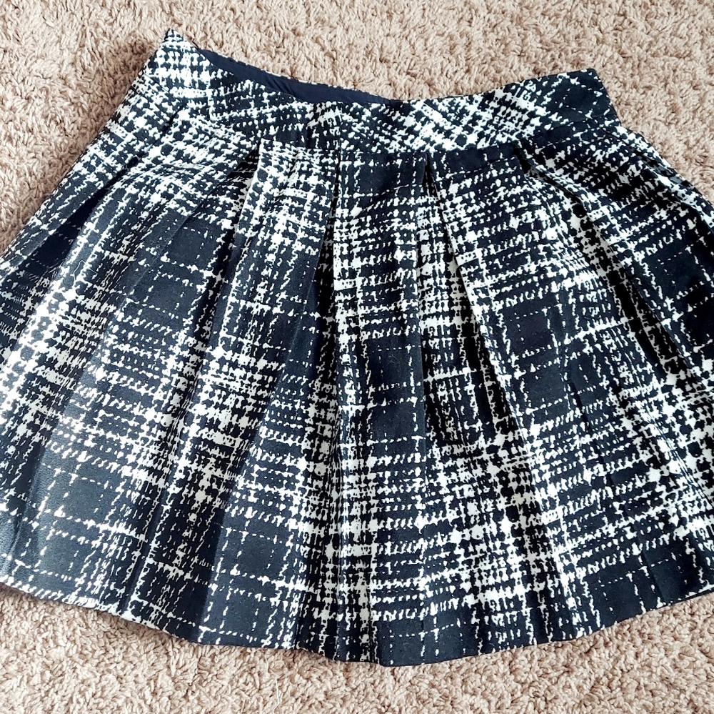Banana Republic plaid skirt